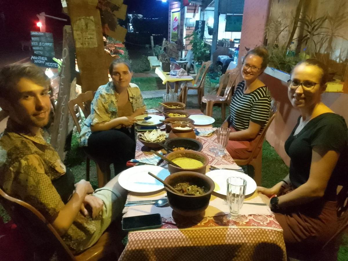Sigiriya Village Home Stay & Private Room Экстерьер фото